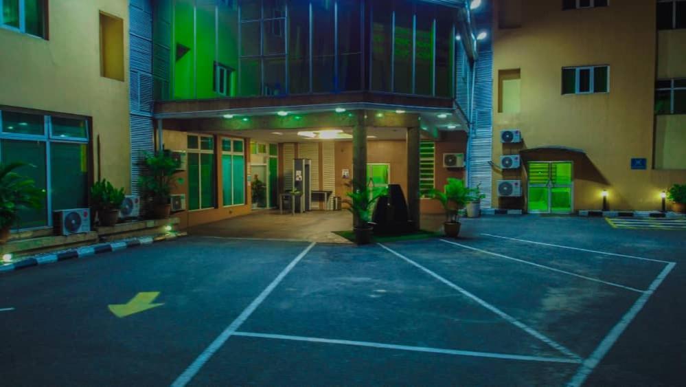 Golden Tulip Hotel- Evergreen Port Harcourt Luaran gambar