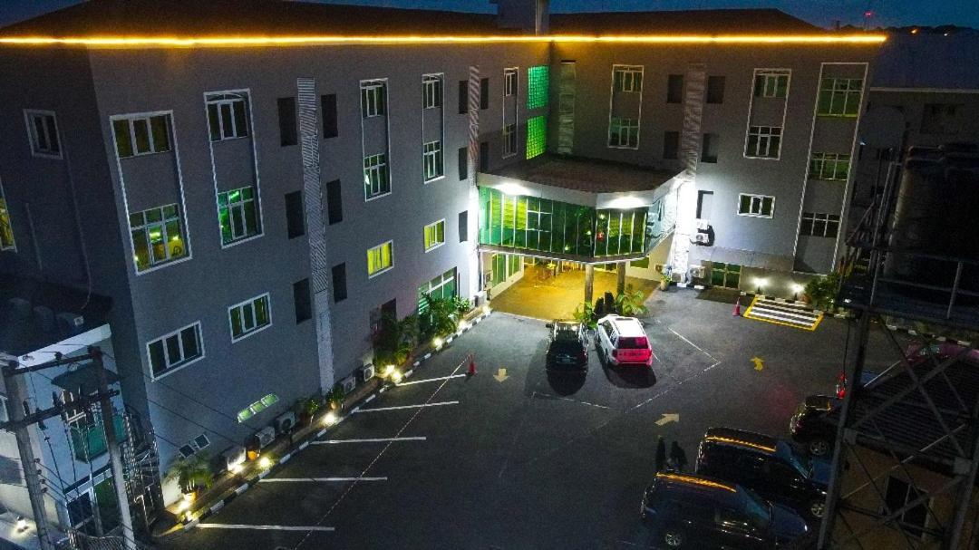 Golden Tulip Hotel- Evergreen Port Harcourt Luaran gambar